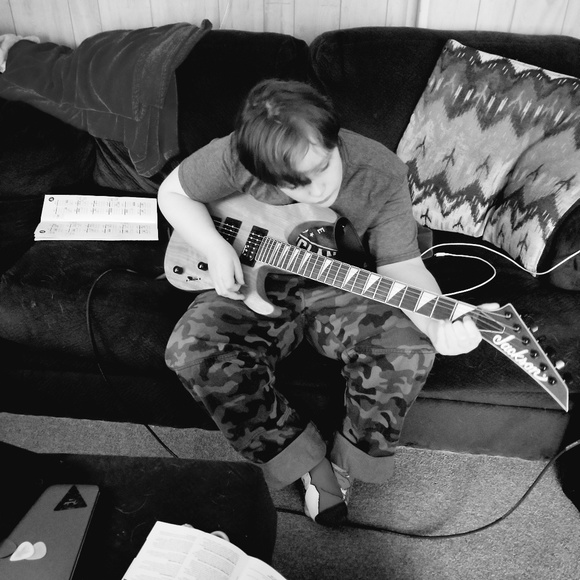 Meet your Posher, Carrie - Picture 5 of 5